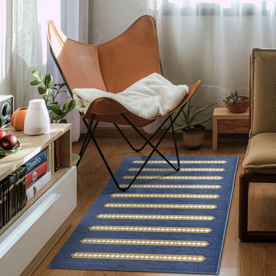 My Magic Carpet Dash & Dot Washable Rug